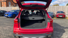 MG Hs 1.5 T-GDI Exclusive 5dr Petrol Hatchback